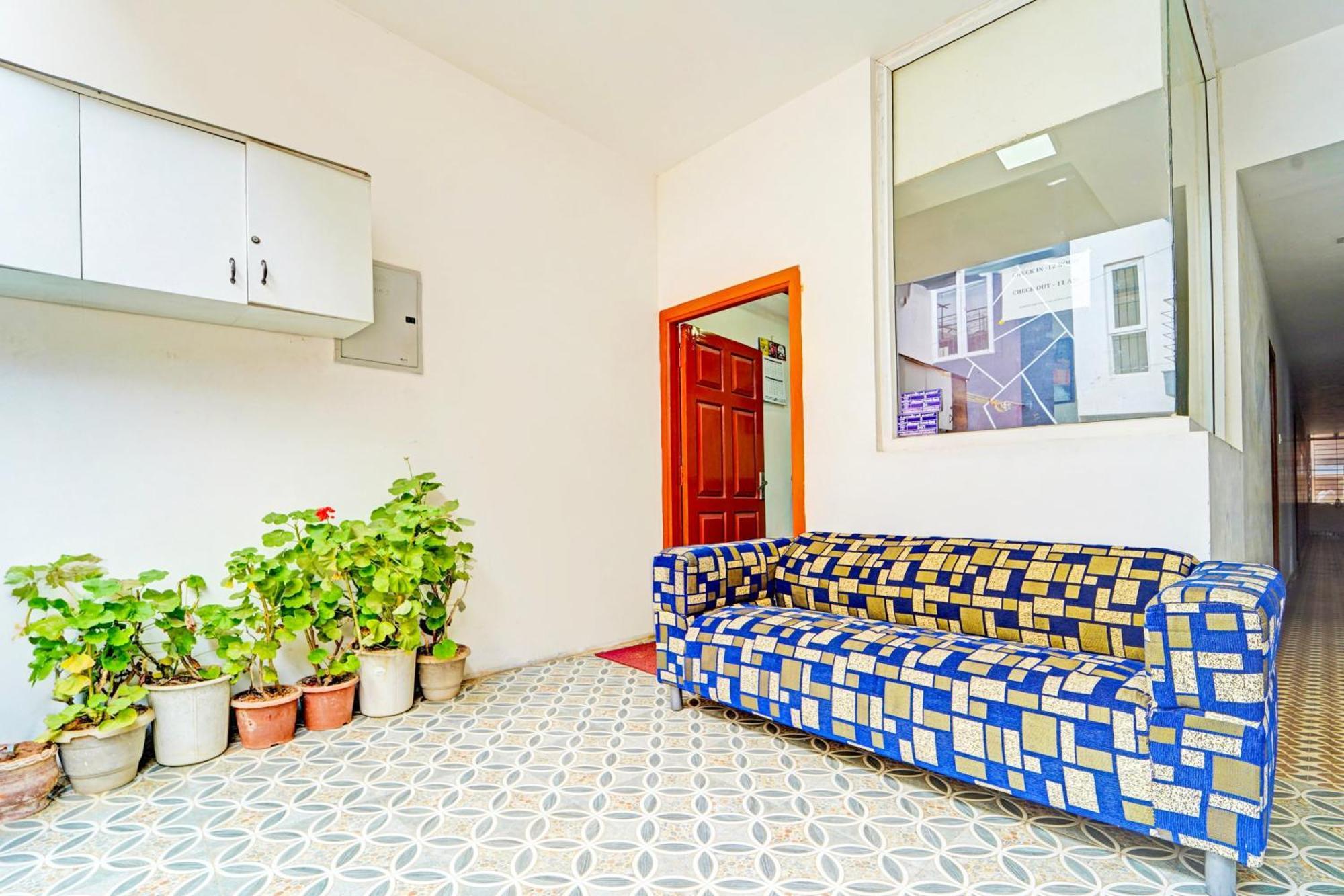 Hotel O Vijaynagar Road Formerly Anmol Peace Stay Утакаманд Экстерьер фото